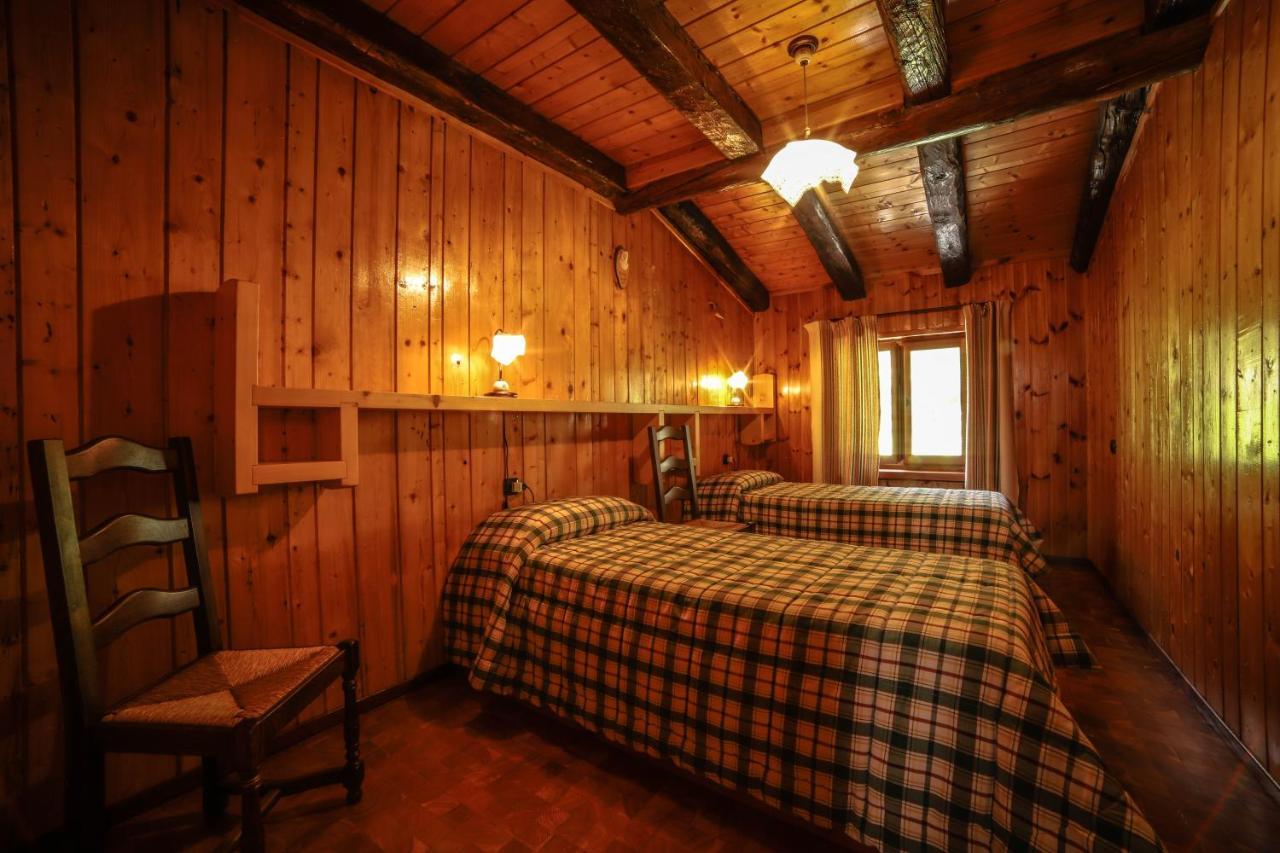 Antica Casa Di Montagna Maison Bovard Валгризенке Екстериор снимка