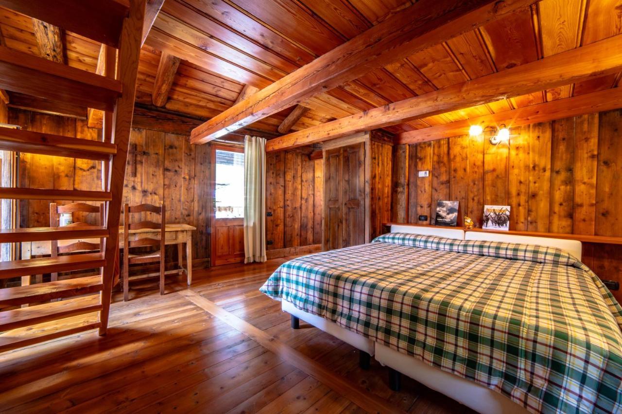 Antica Casa Di Montagna Maison Bovard Валгризенке Екстериор снимка
