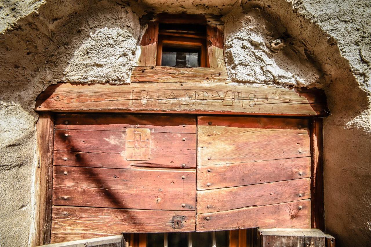 Antica Casa Di Montagna Maison Bovard Валгризенке Екстериор снимка