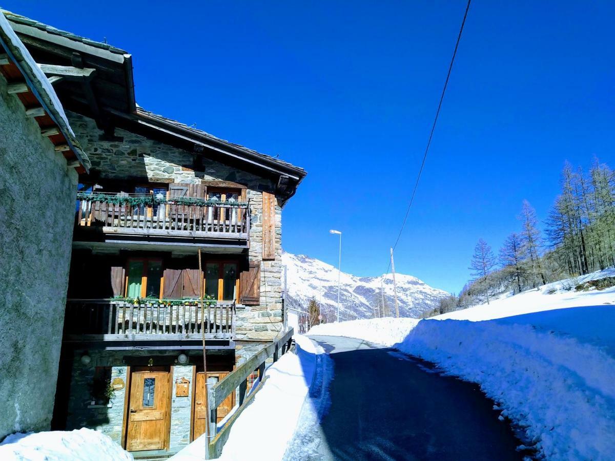 Antica Casa Di Montagna Maison Bovard Валгризенке Екстериор снимка